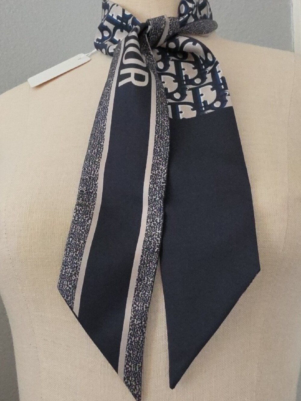 Dior Navy & Cream Printed Scarf Accent - Picture 10 of 11